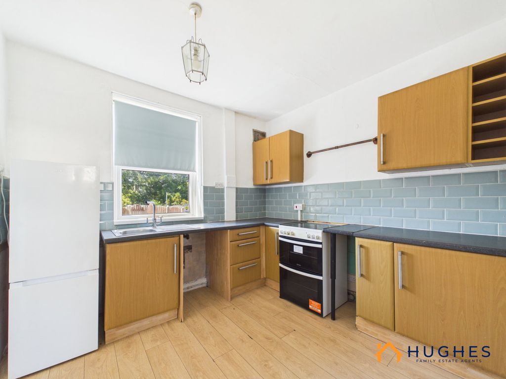 Property photo 2 of 16