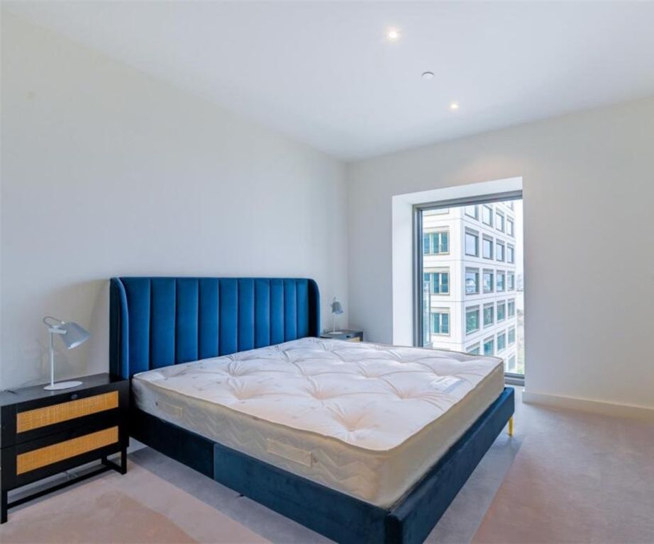 Property photo 3 of 9 Bedroom