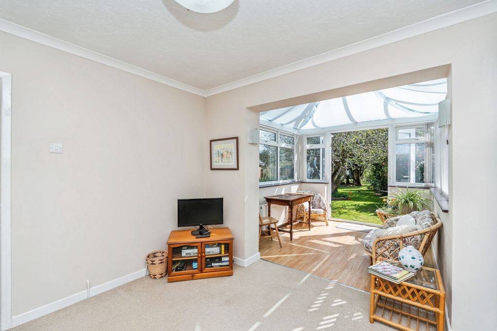 Property photo 2 of 24