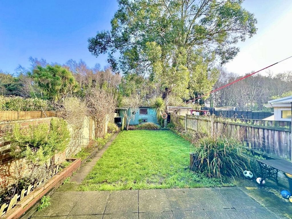 Property photo 3 of 29