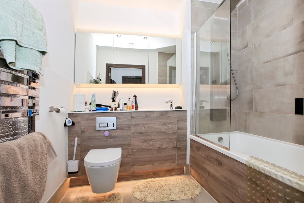 Property photo 3 of 10