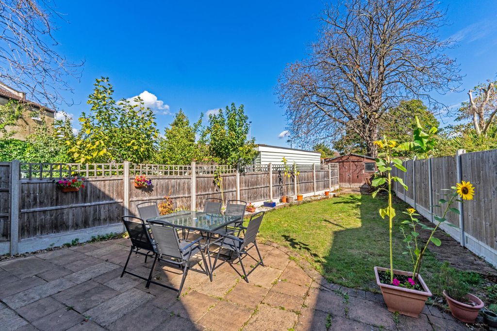 Property photo 3 of 21