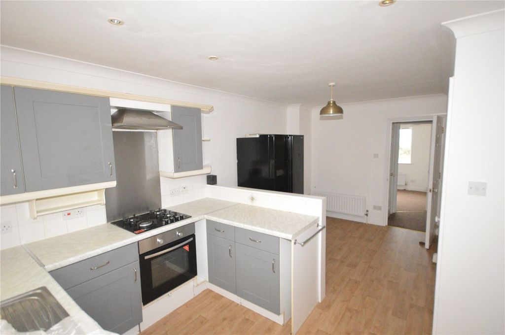 Property photo 3 of 16 Picture No. 02