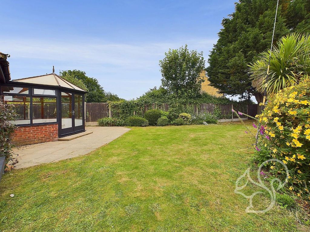 Property photo 3 of 22 Cam01659G0-Pr0090-Still029.Jpg