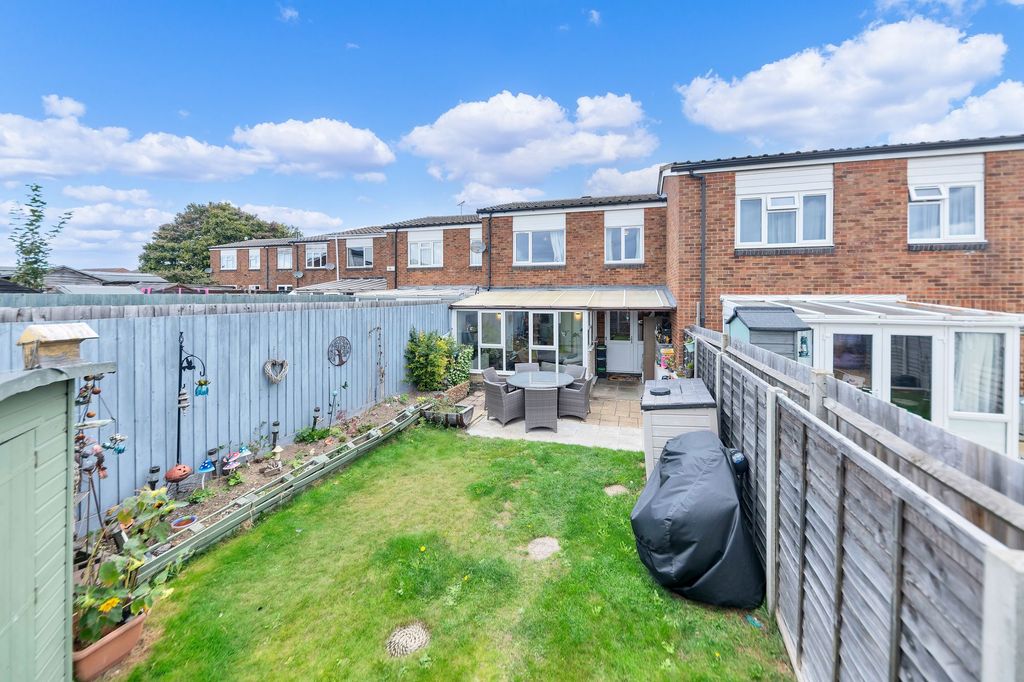 Property photo 2 of 12