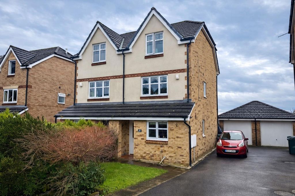 Property photo 1 of 24