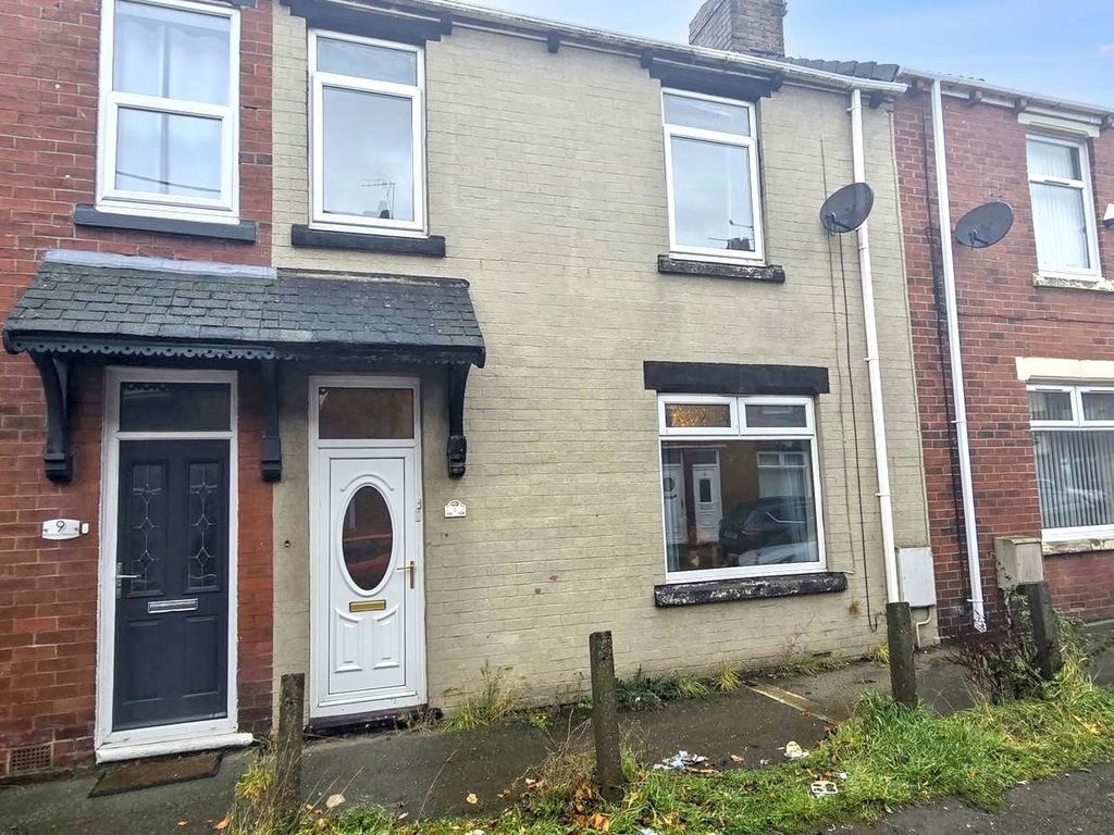 Property photo 1 of 24