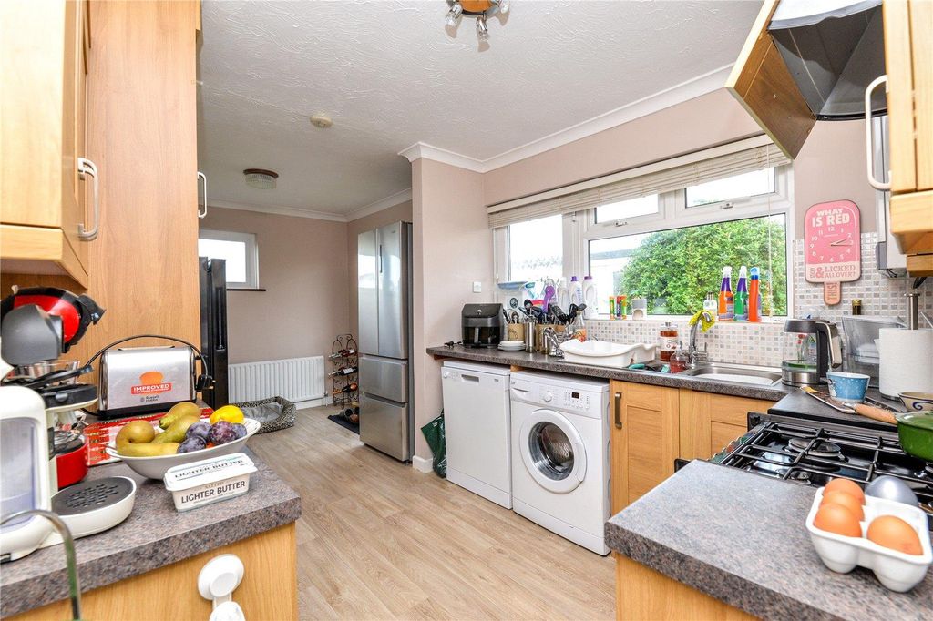 Property photo 3 of 17 Picture No. 06