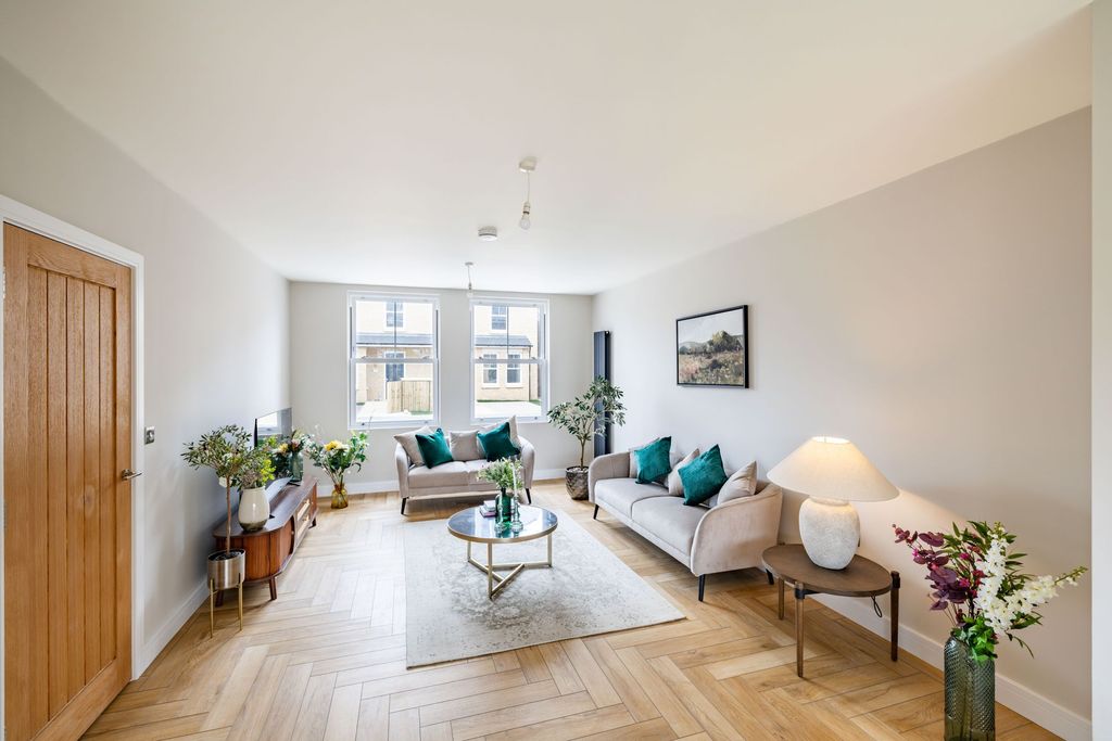 Property photo 3 of 15