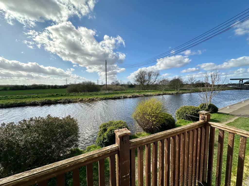 Property photo 2 of 14 Img_8677