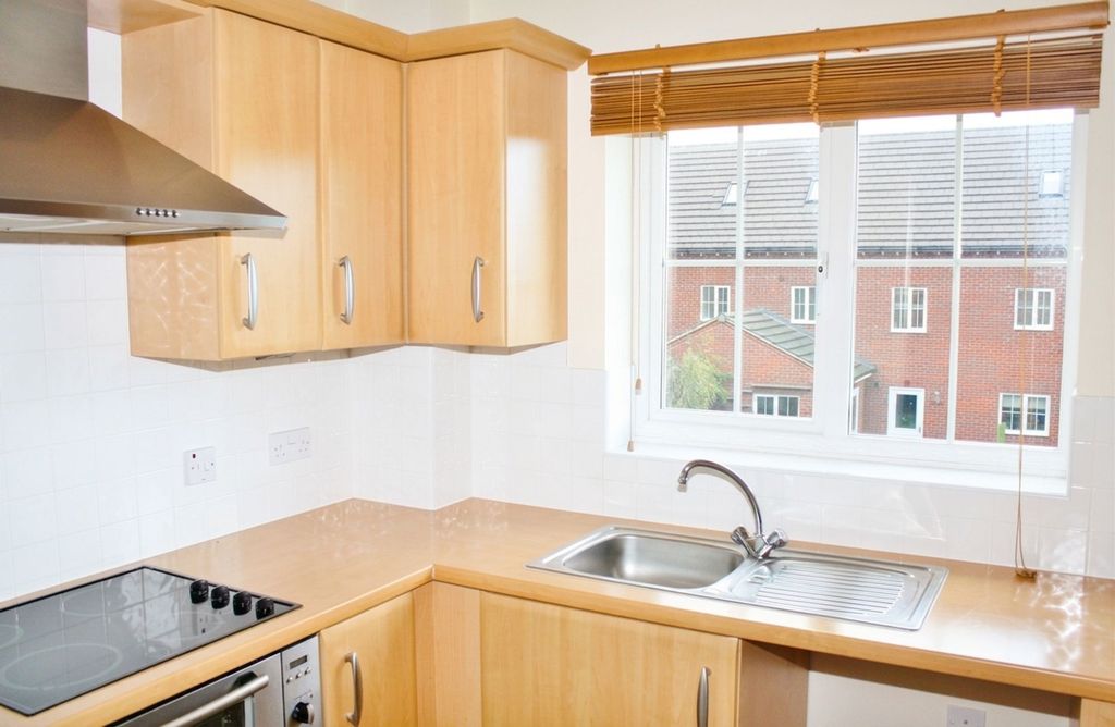 Property photo 3 of 4 Kitchen