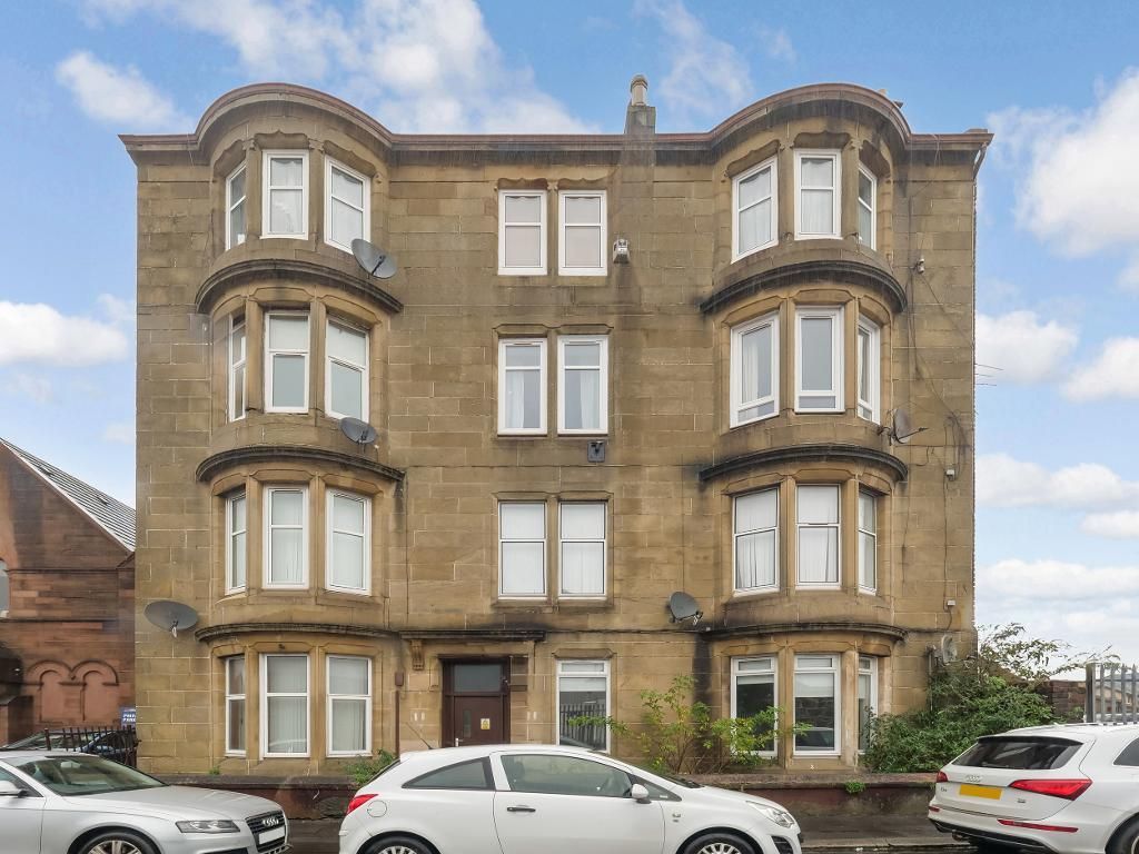 Property photo 1 of 17 Front External