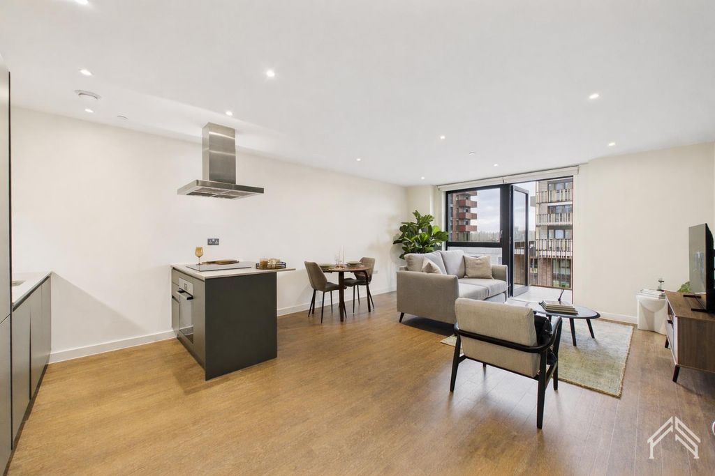 Property photo 1 of 19 1.Png