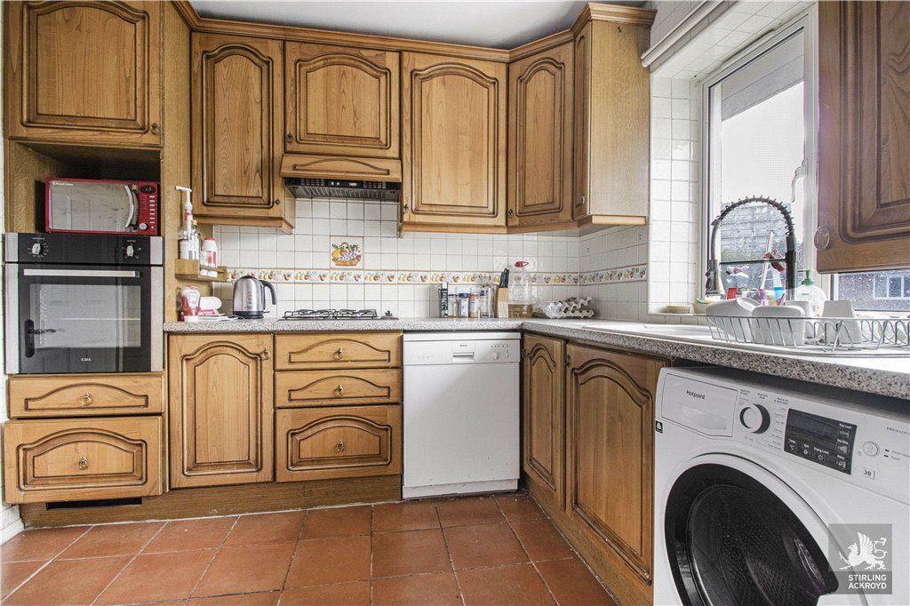 Property photo 2 of 21 Kitchen