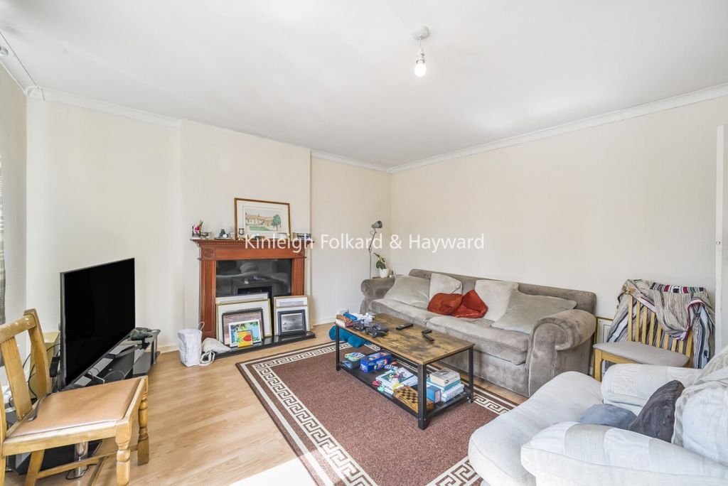 Property photo 1 of 6 Bc6B323A-8583-4E21-8