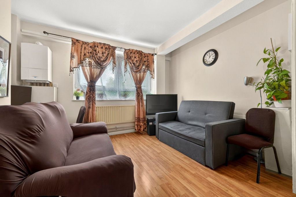 Property photo 2 of 15