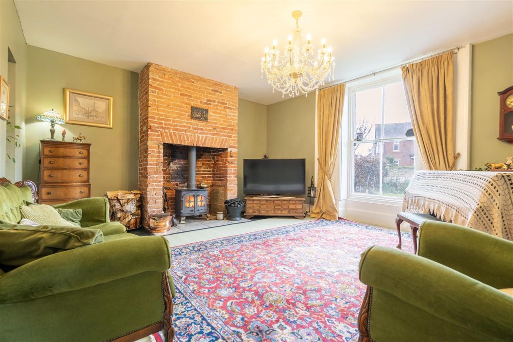 Property photo 2 of 13 Family Room