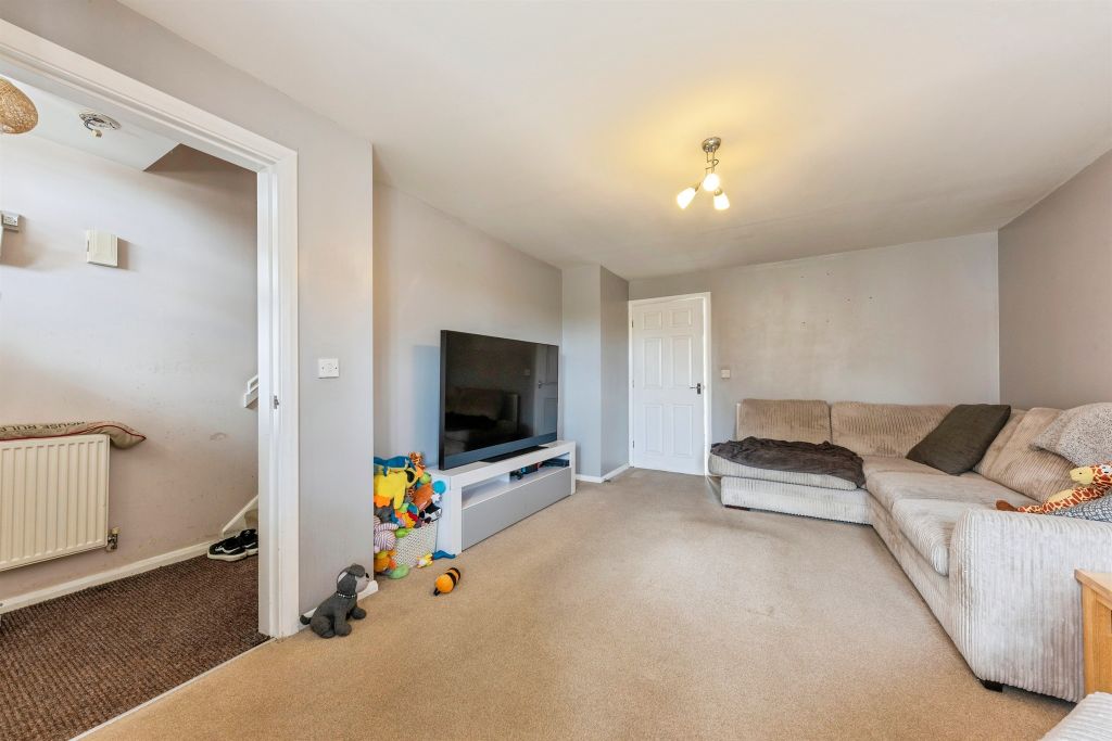 Property photo 3 of 14