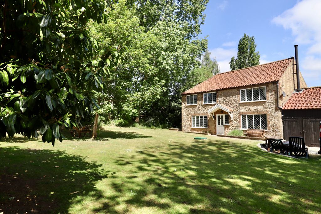 Property photo 1 of 26 Img_7731