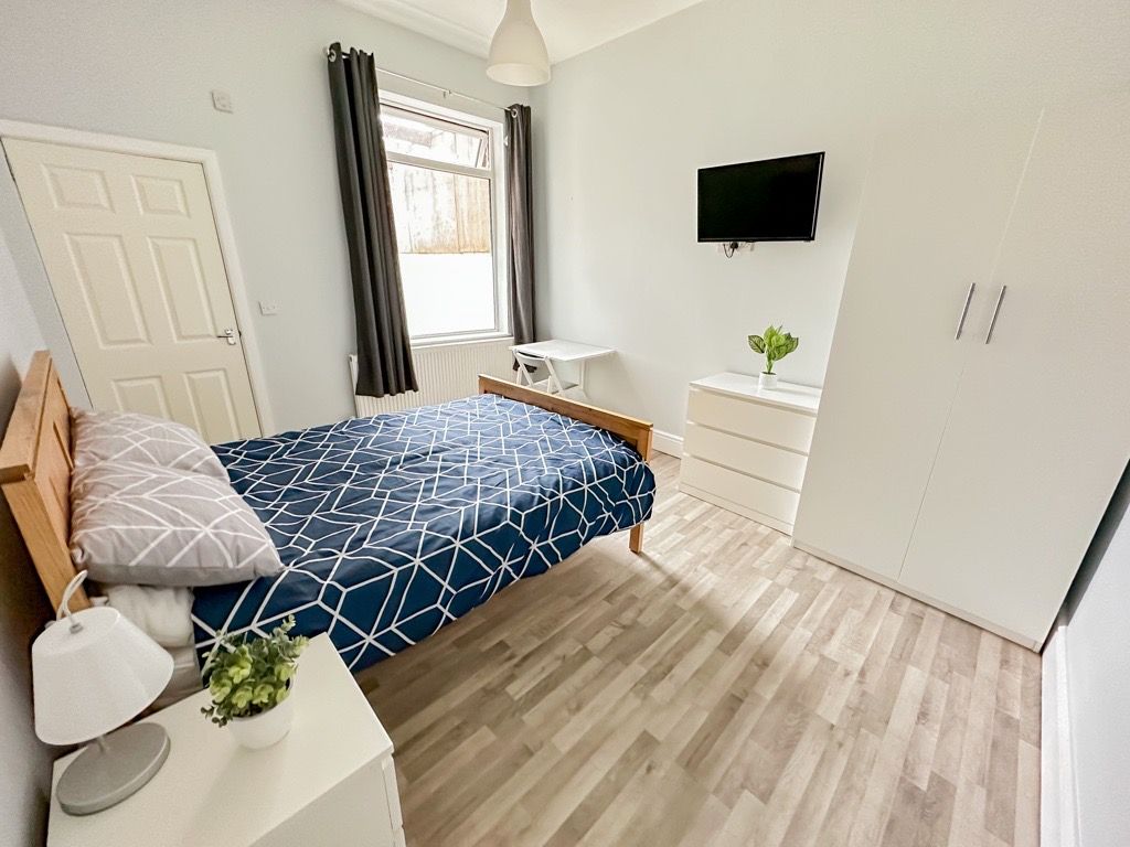 Property photo 1 of 4