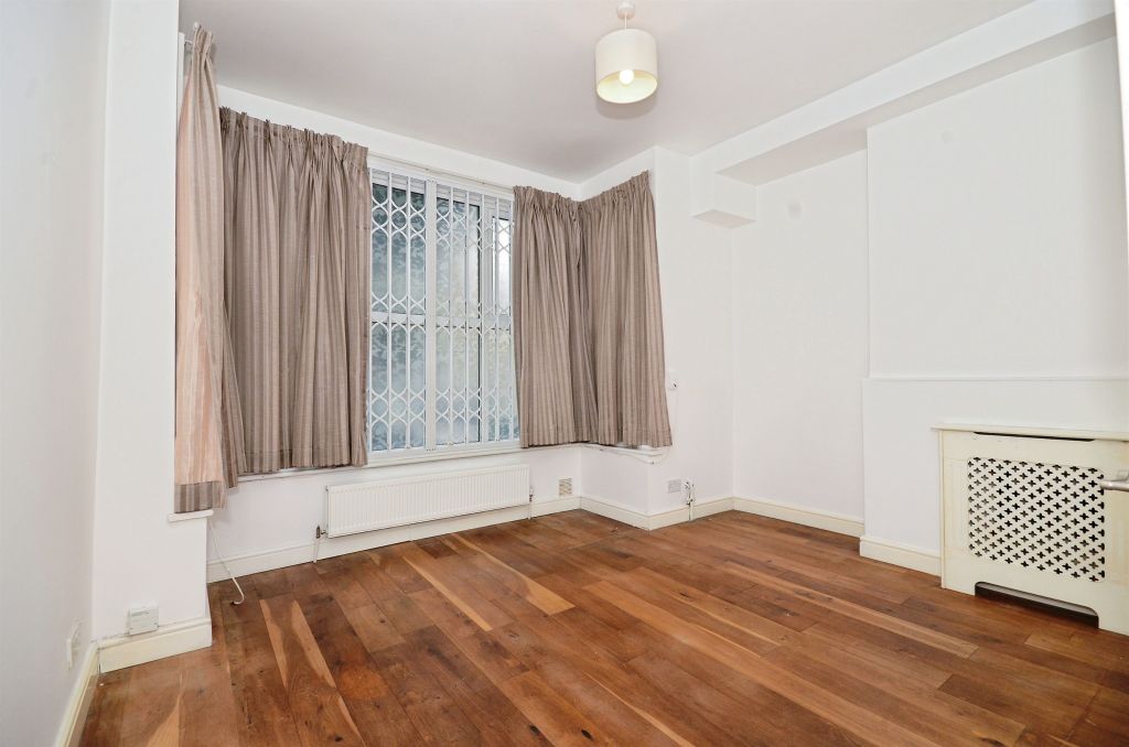 Property photo 2 of 14 Image