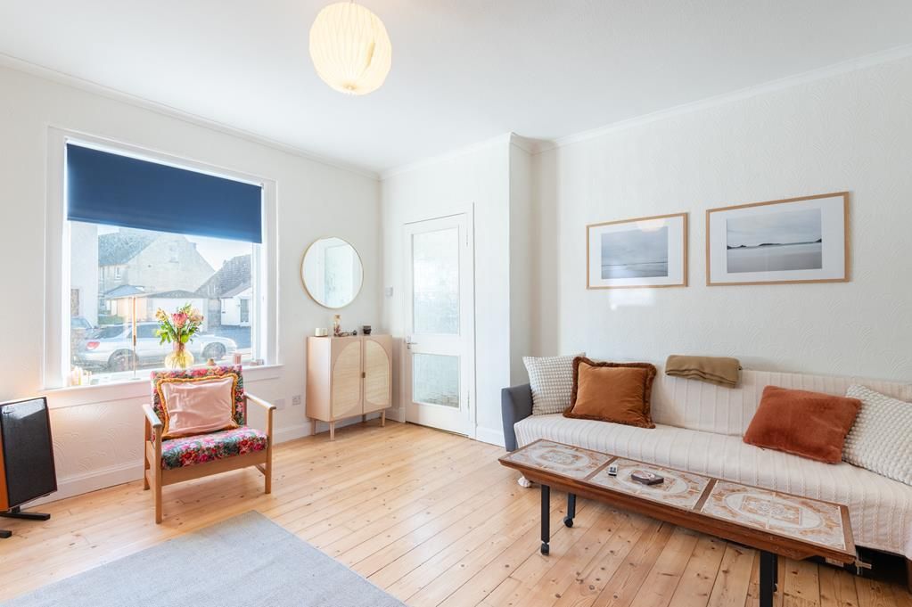 Property photo 2 of 17 Cup1356Seg Living Room.Jpg