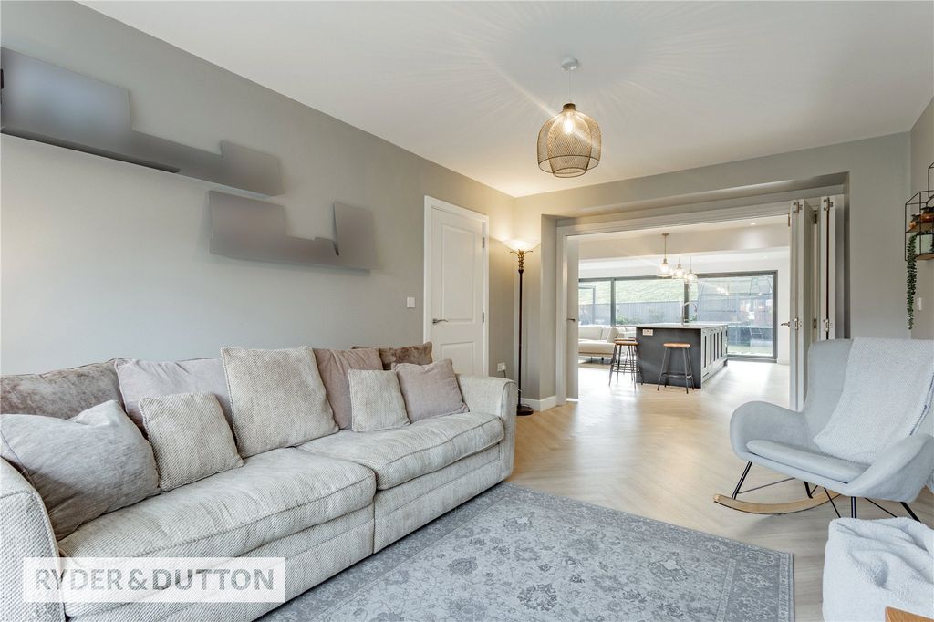 Property photo 3 of 30 Picture 3