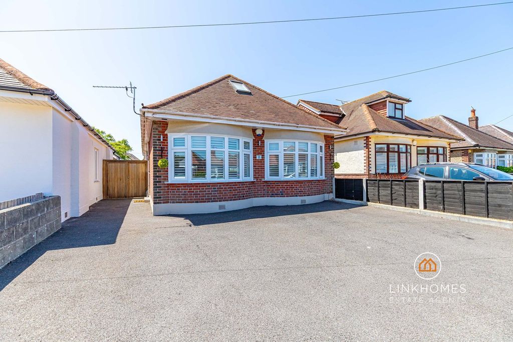 Property photo 1 of 21