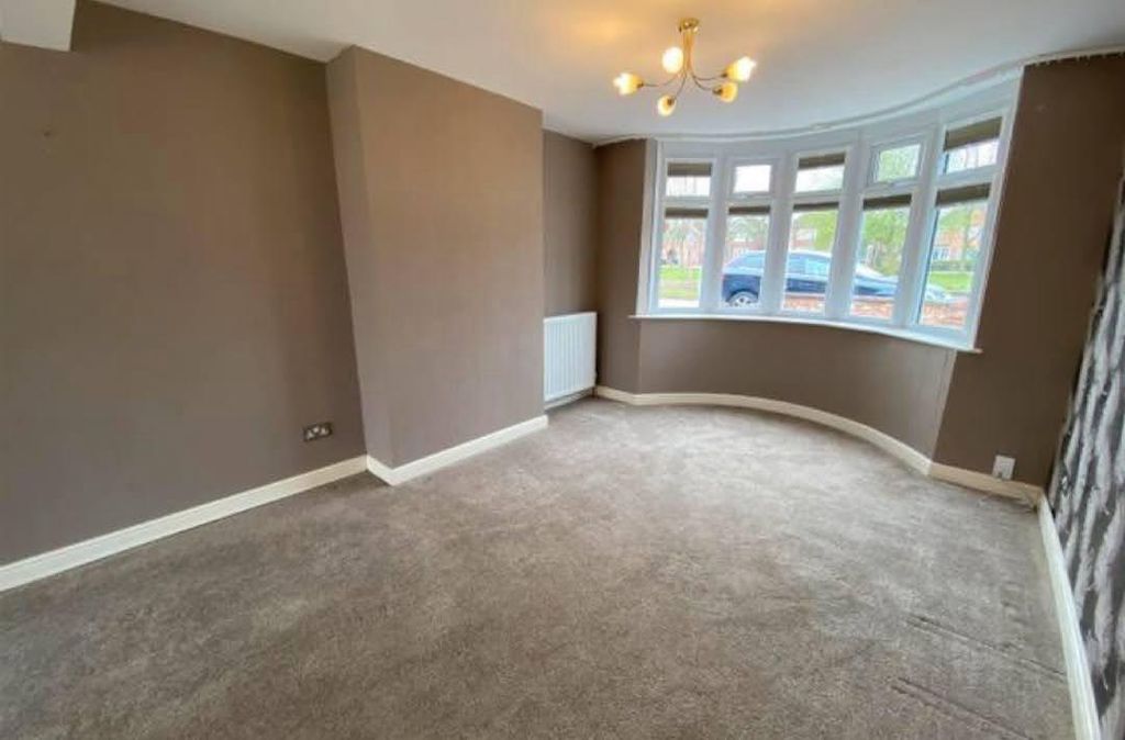 Property photo 2 of 9 Image