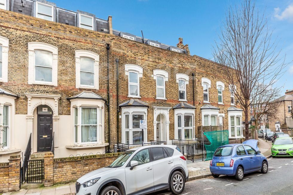 Property photo 1 of 4