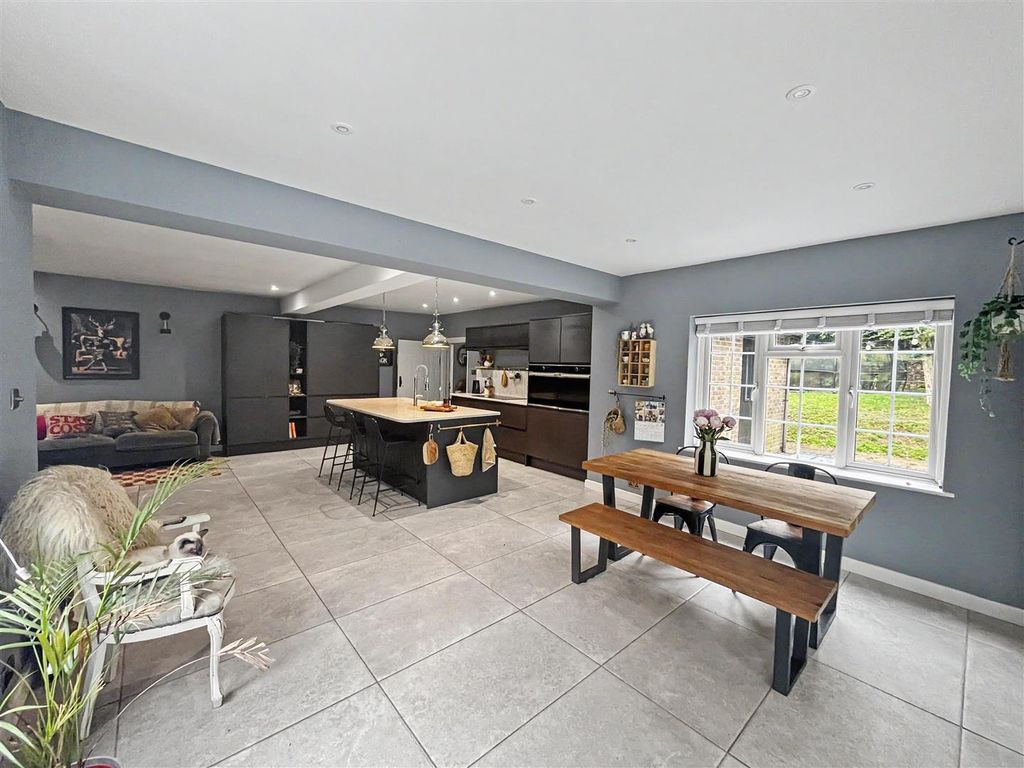 Property photo 1 of 35 Kitchen