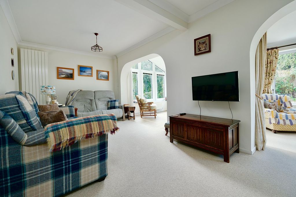 Property photo 3 of 22