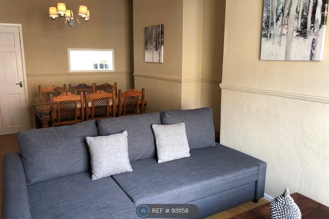 Property photo 1 of 2