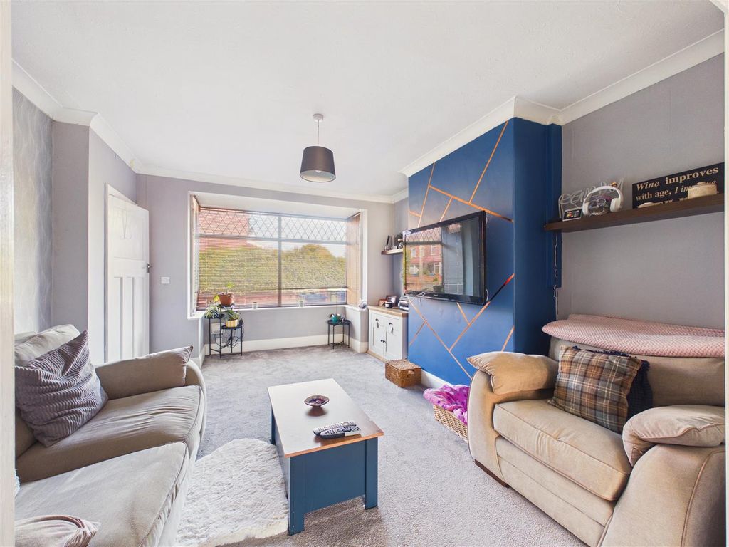 Property photo 2 of 10 Cam05451G0-Pr0131-Still008.Jpg