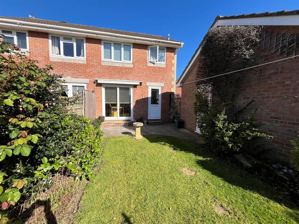 Additional image 17 of 3 bed semi-detached house to rentFenners, Weston-Super-Mare BS22