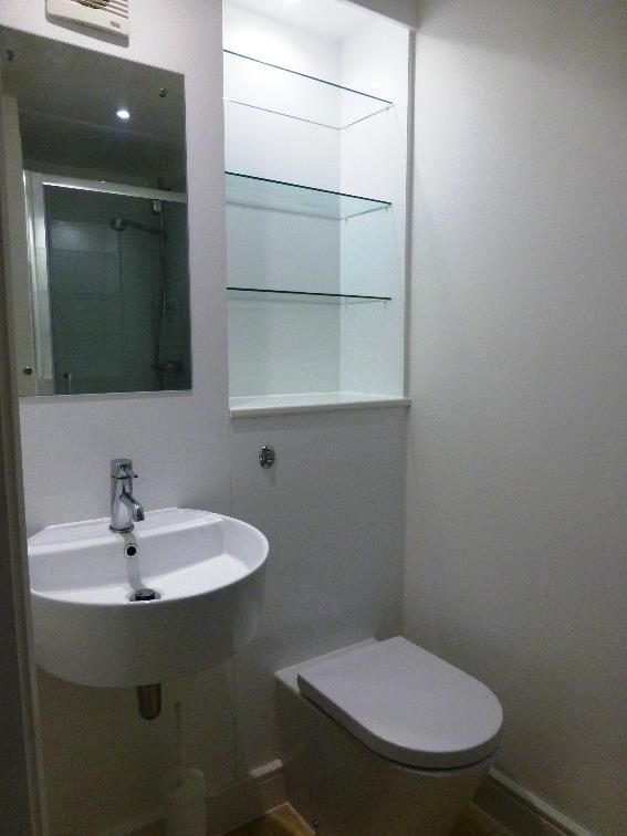 Property photo 3 of 8 Bathroom2.Jpg