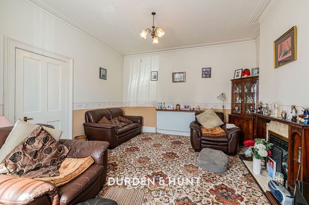 Property photo 3 of 23
