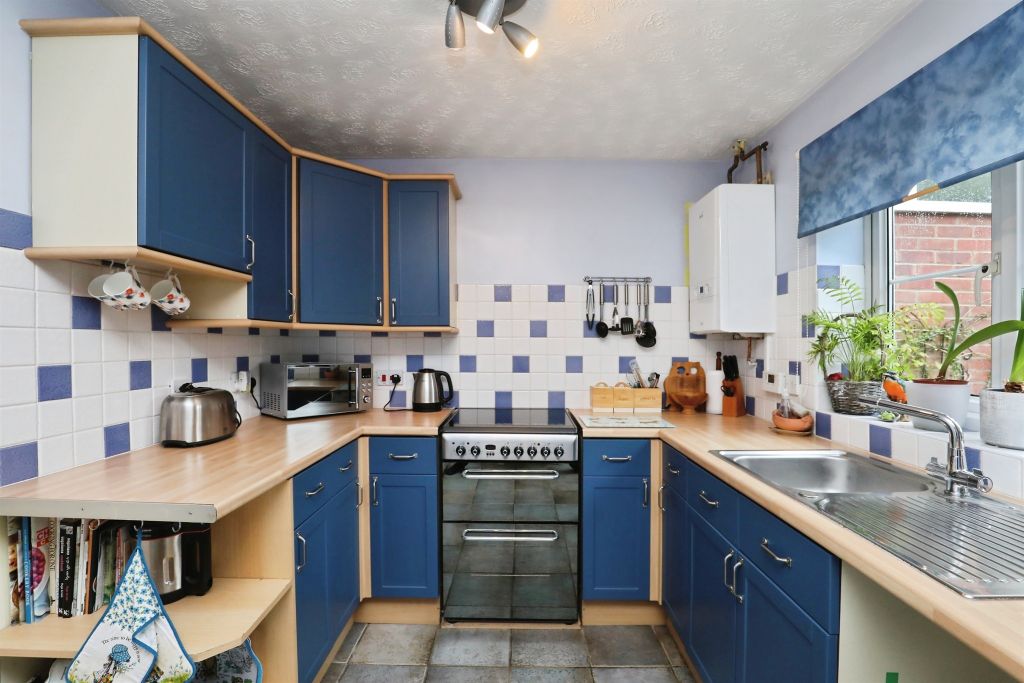 Property photo 3 of 17