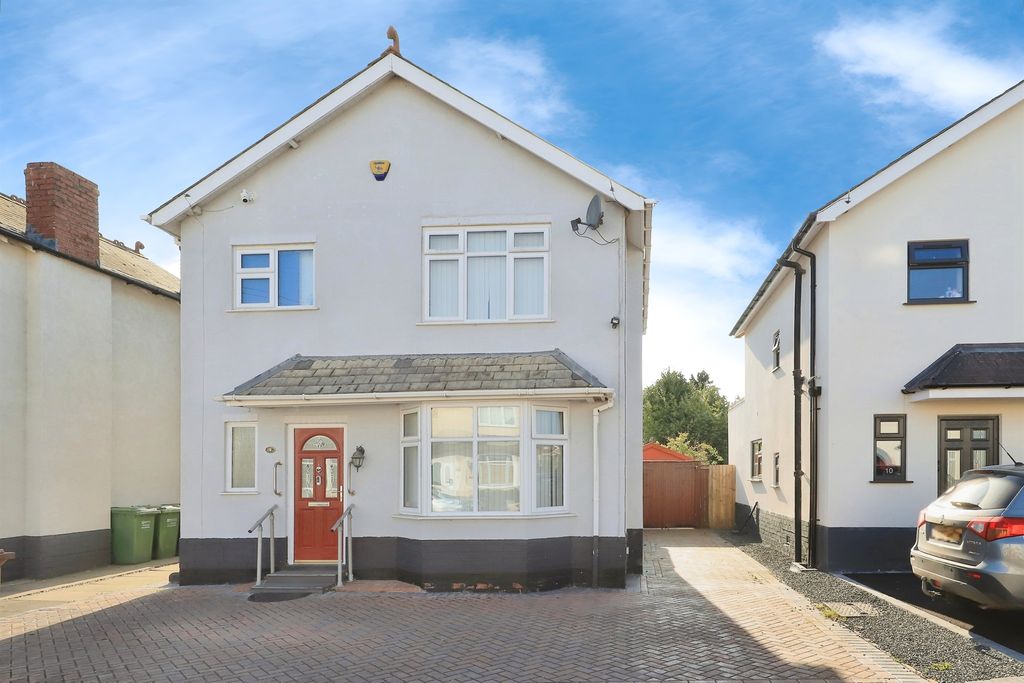 Property photo 1 of 17