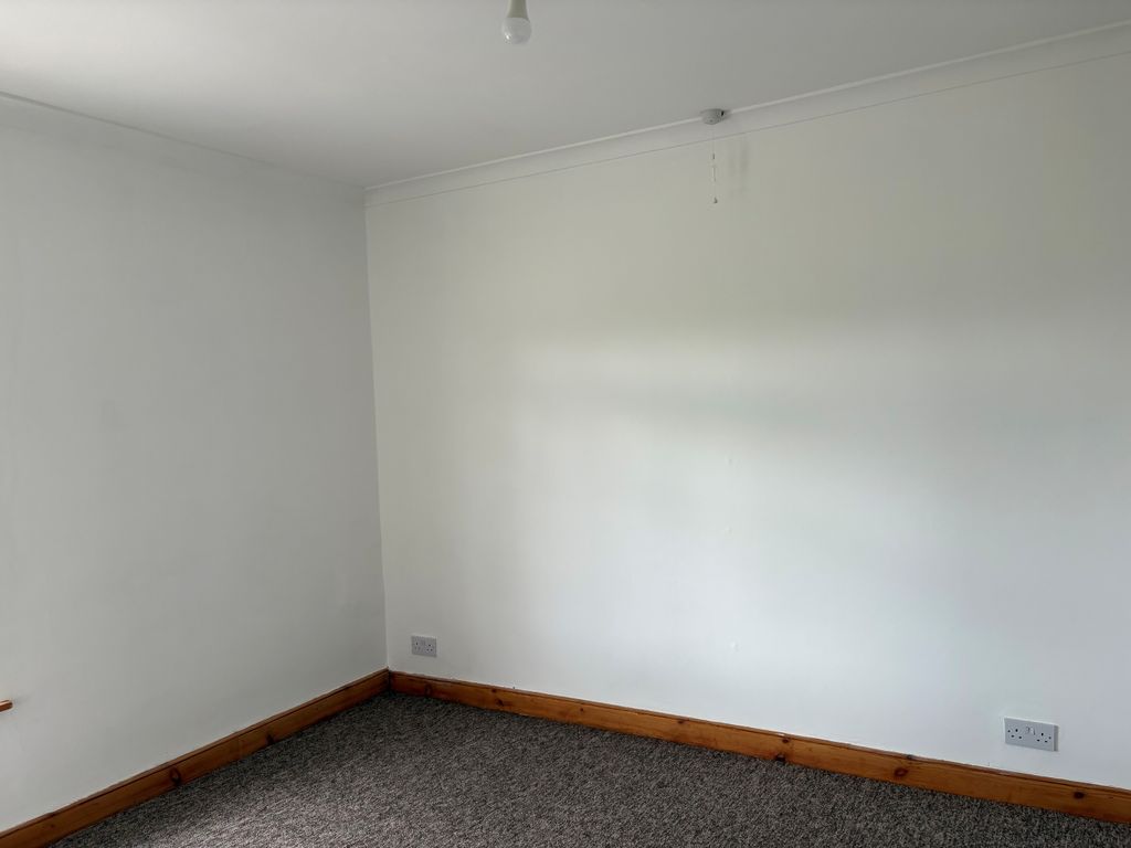 Property photo 3 of 11 View