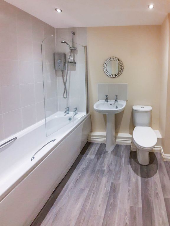 Additional image 6 of 2 bed flat to rentBlacon Point Road, Blacon, Chester, Cheshire CH1