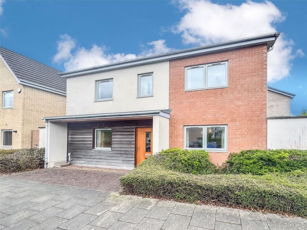 Property photo 1 of 7 External