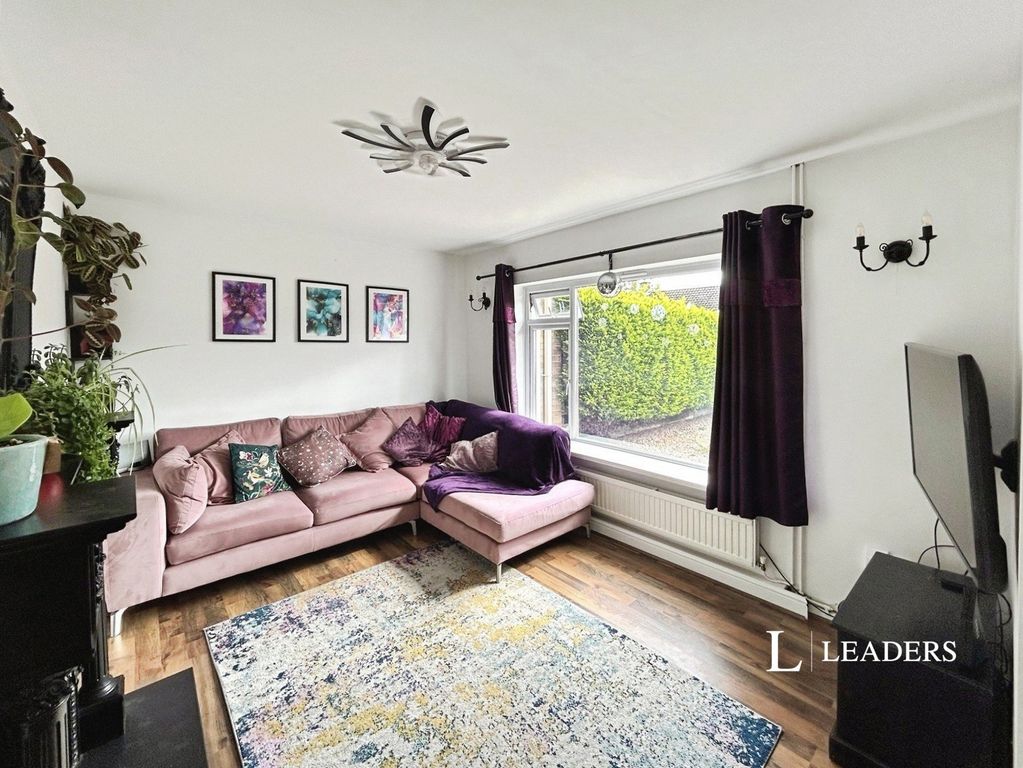 Property photo 2 of 13 Pbox-Img.Jpg