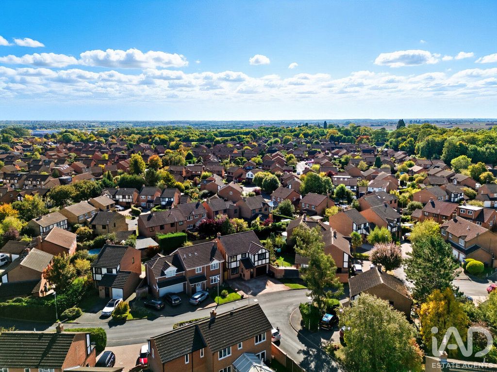 Property photo 3 of 26