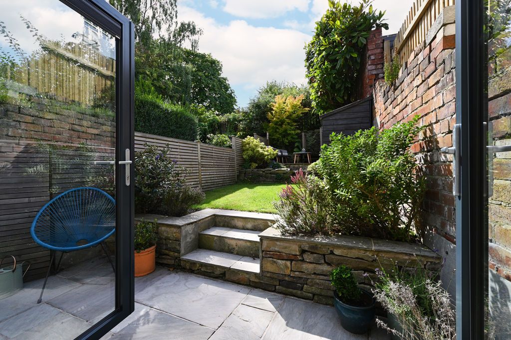 Property photo 3 of 31 Rear Garden