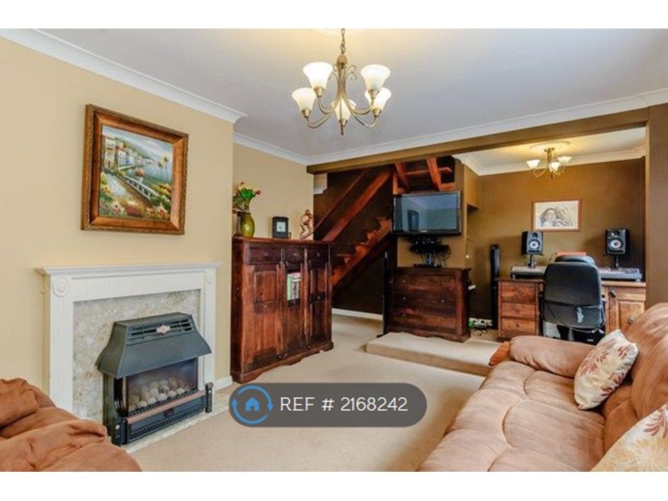Property photo 3 of 16