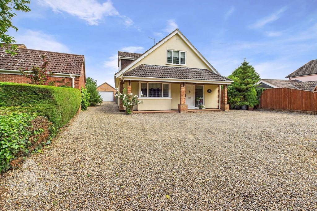 Property photo 3 of 27