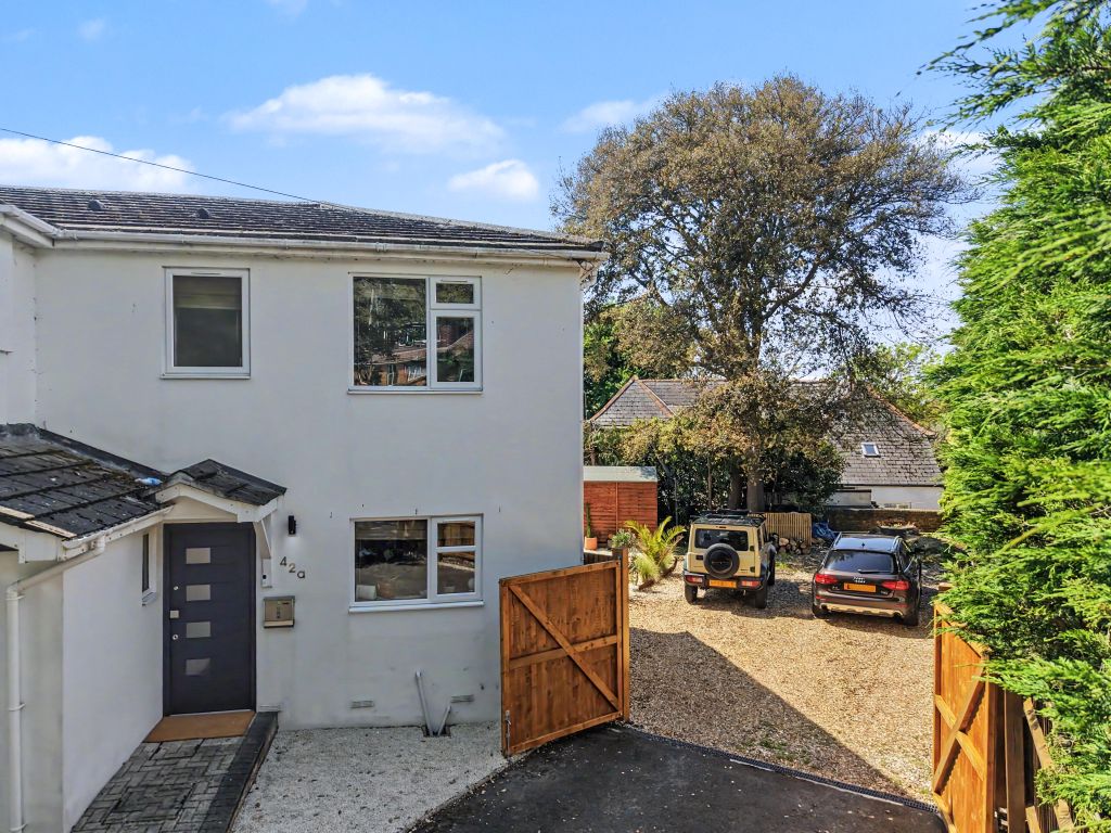Property photo 1 of 25