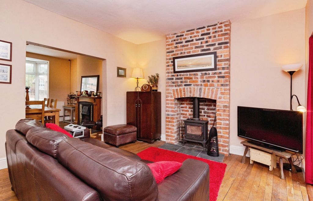 Property photo 3 of 18 4413664