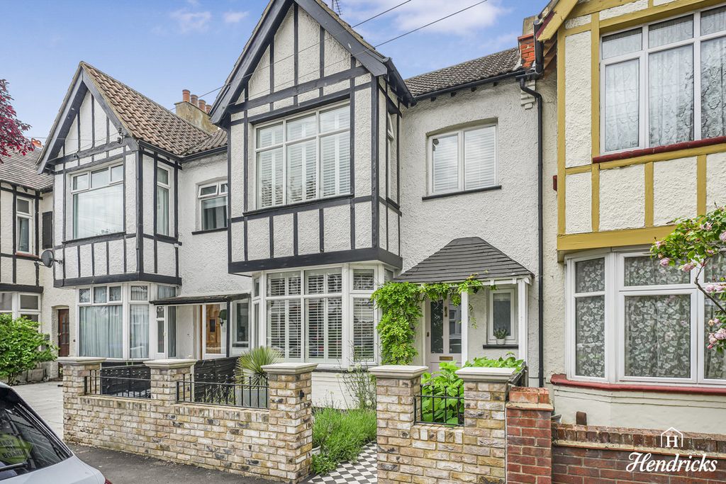 Property photo 1 of 31
